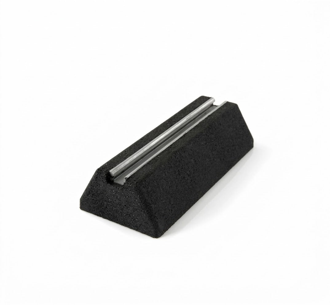 Heavy-duty anti-vibration rubber mount with steel rail for extraction fans - Canopy Man