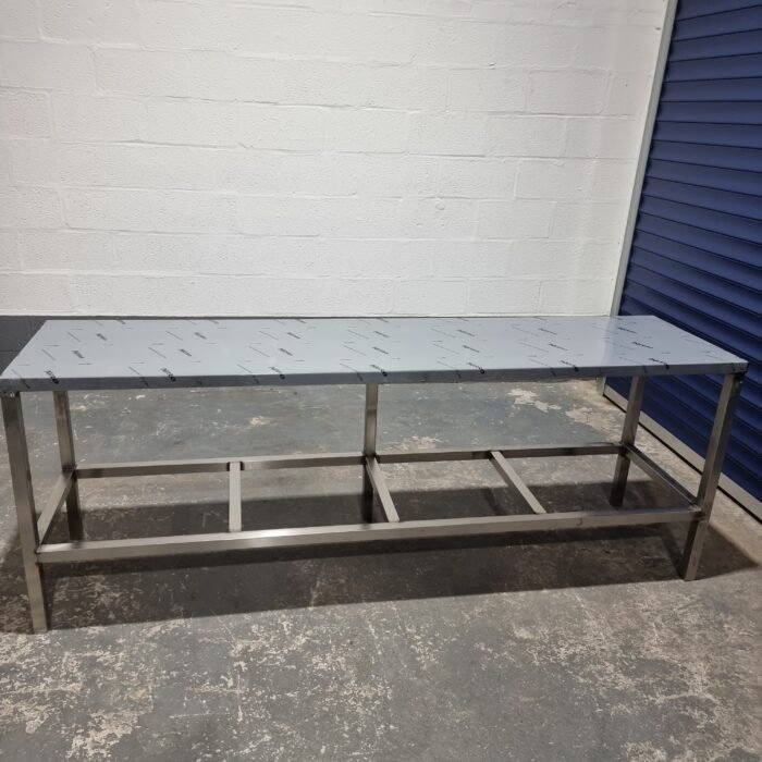 Stainless steel tables - Image 6